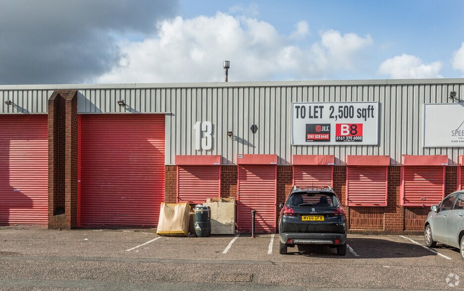 Westbrook Rd, Manchester to rent - Building Photo - Image 3 of 3