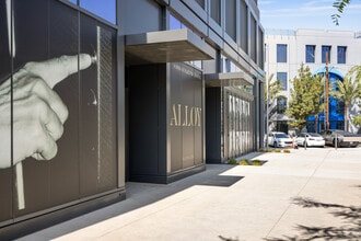 525 S Santa Fe Ave, Los Angeles, CA to rent Building Photo- Image 1 of 6