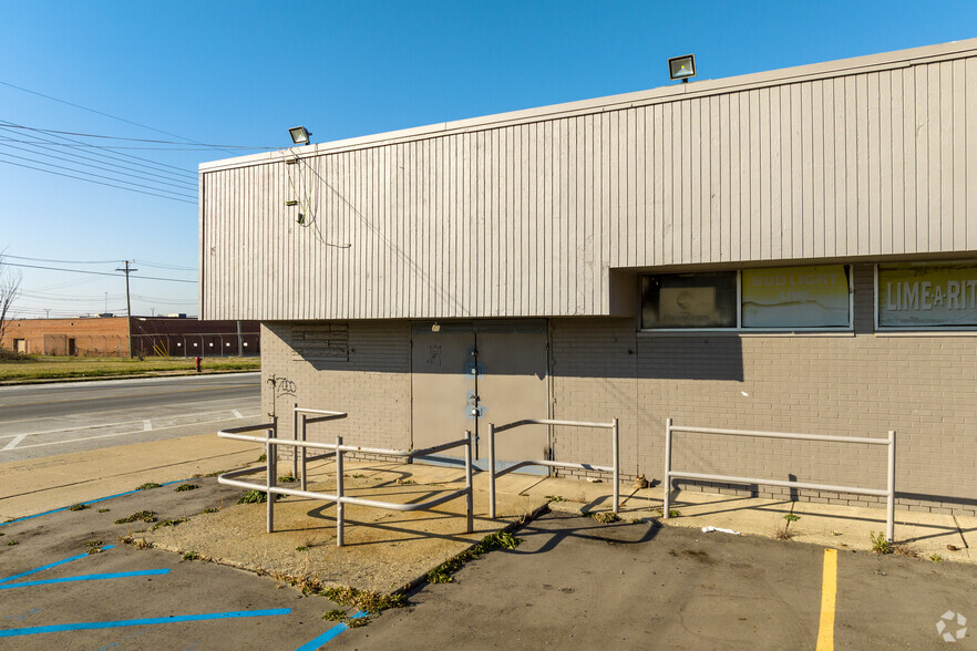 13230 Hamilton Ave, Highland Park, MI for sale - Building Photo - Image 3 of 6