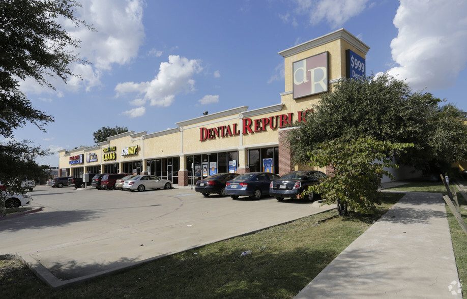 3211 W Northwest Hwy, Dallas, TX for sale - Building Photo - Image 1 of 1