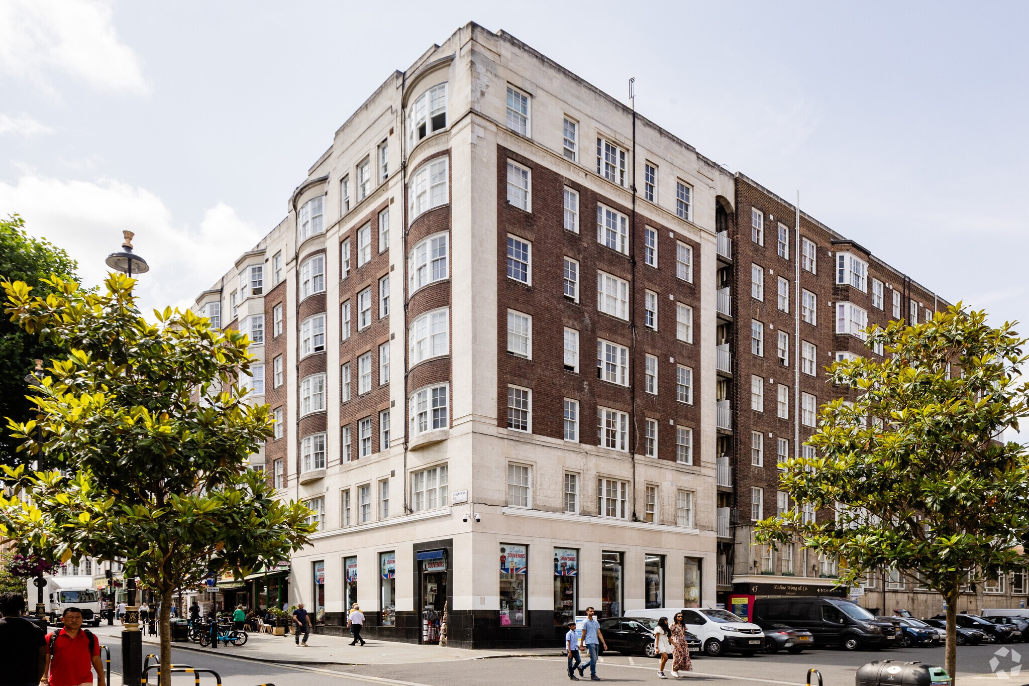 11-45 Queensway, London to rent Primary Photo- Image 1 of 3