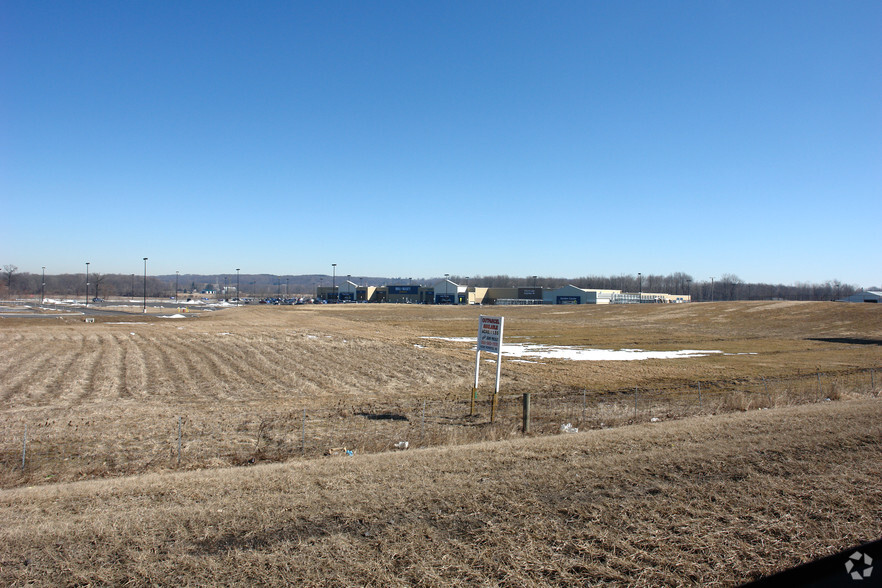 1830 E Main St, Ashland, OH for sale - Primary Photo - Image 1 of 1