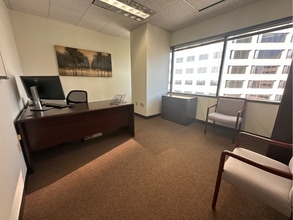 101 W Ohio St, Indianapolis, IN to rent Interior Photo- Image 1 of 4