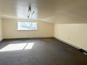 4C Temple Hill Rd, Newry to rent Interior Photo- Image 2 of 3