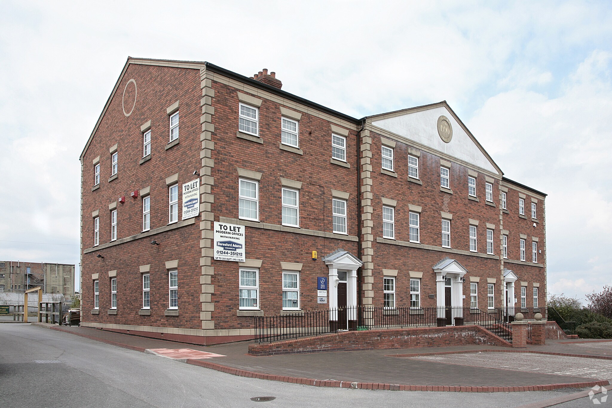 Lower Mersey St, Ellesmere Port for sale Primary Photo- Image 1 of 1