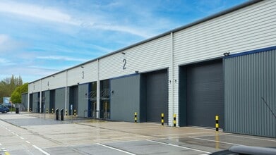 Old Walsall Rd, Birmingham to rent Building Photo- Image 2 of 3