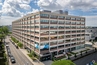 7250 Rue du Mile End, Montréal, QC for rent Building Photo- Image 1 of 8