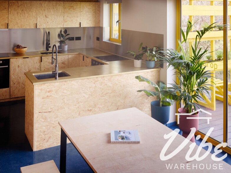 1-25 Overbury Rd, London to rent - Building Photo - Image 2 of 10