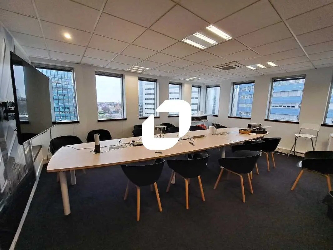 Office in Montreuil to rent Interior Photo- Image 1 of 9