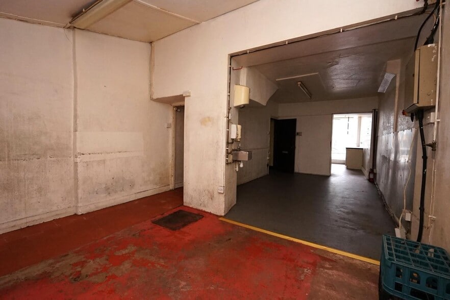 7 Cavendish St, Ulverston for sale - Building Photo - Image 3 of 26