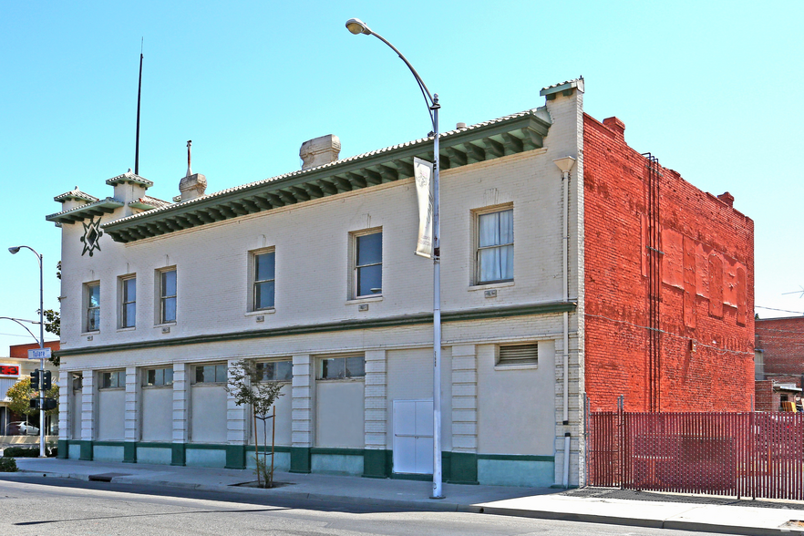 947-951 F St, Fresno, CA for rent - Building Photo - Image 2 of 4