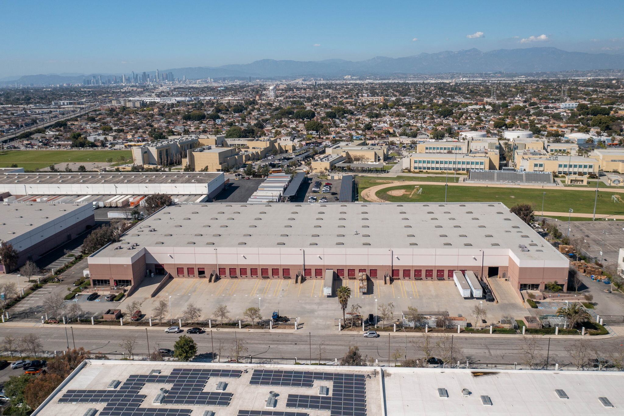 2601 Sequoia Dr, South Gate, CA for rent Building Photo- Image 1 of 7