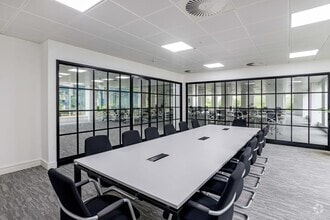 45 Grosvenor Rd, St Albans to rent Interior Photo- Image 2 of 21