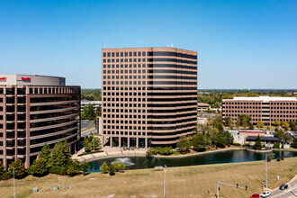 18W140 Butterfield Rd, Oakbrook Terrace, IL for rent Building Photo- Image 1 of 15