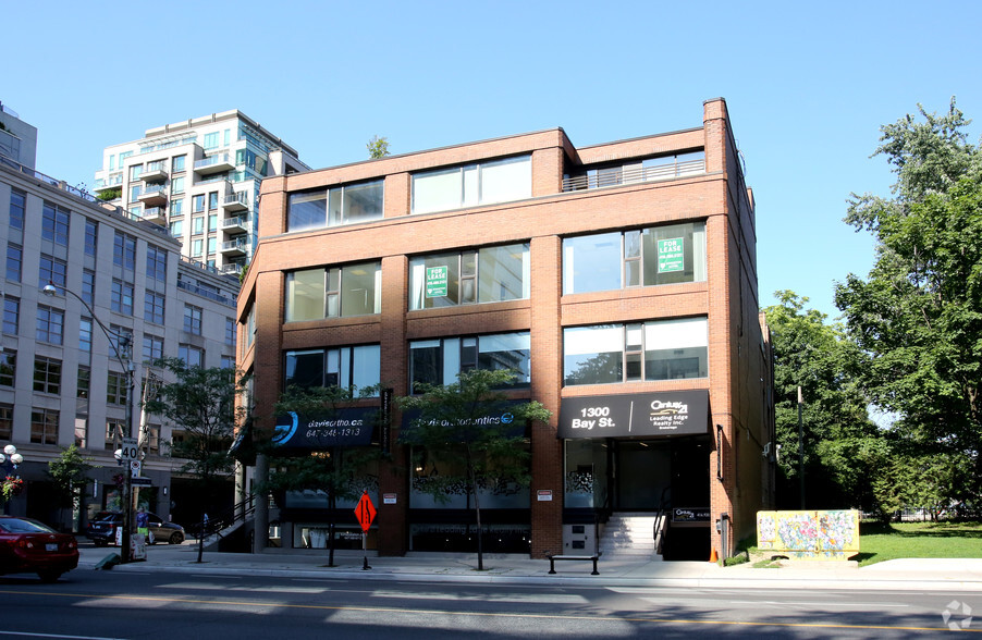 1300 Bay St, Toronto, ON for rent - Building Photo - Image 2 of 3