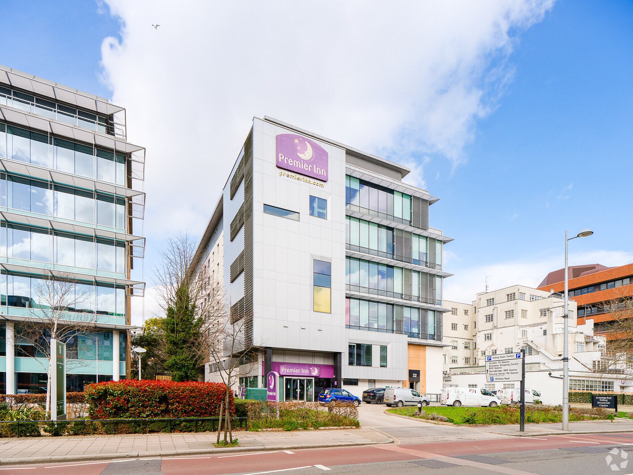 22 Uxbridge Road, London for sale Primary Photo- Image 1 of 1