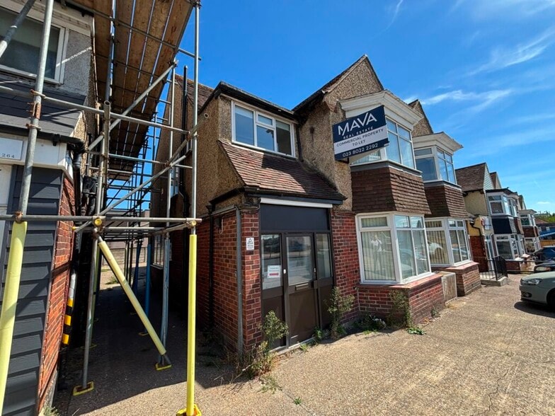 62 Northern Rd, Portsmouth to rent - Building Photo - Image 1 of 3