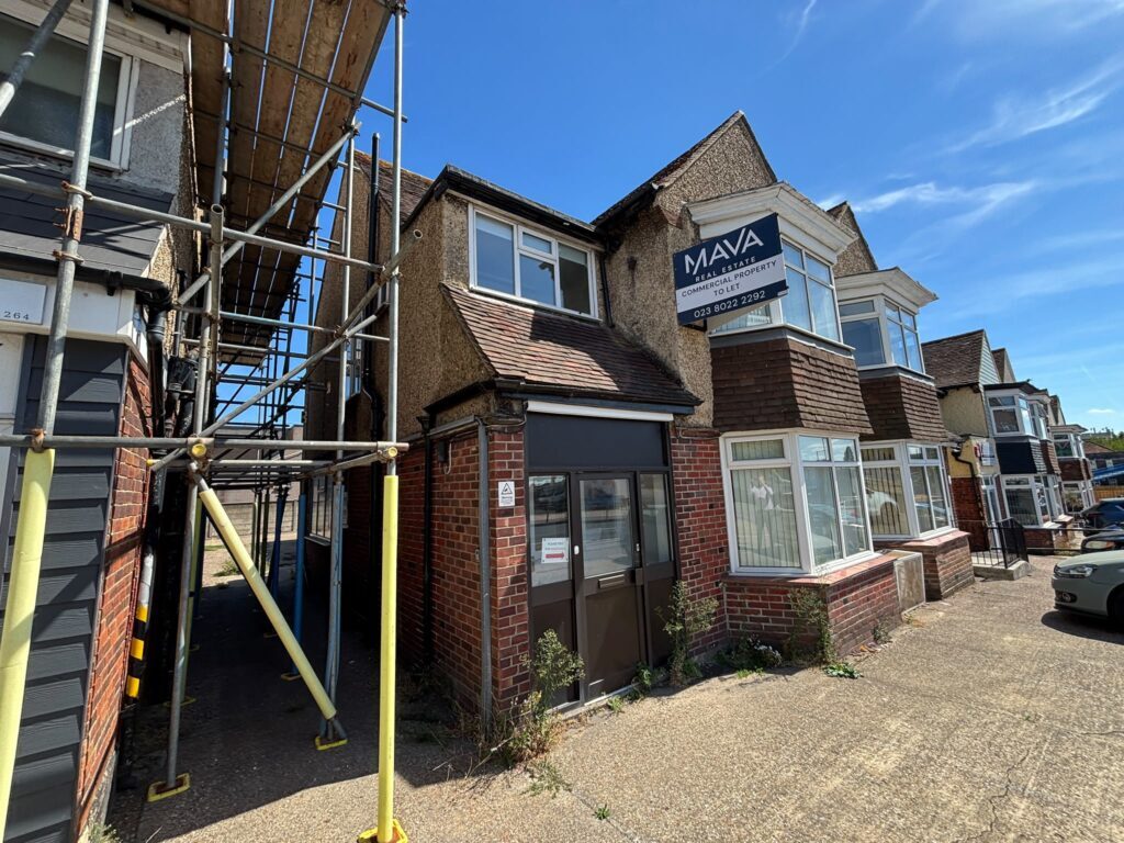 62 Northern Rd, Portsmouth to rent Building Photo- Image 1 of 4