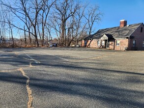 281 Cottage St, Springfield, MA for rent Building Photo- Image 1 of 7