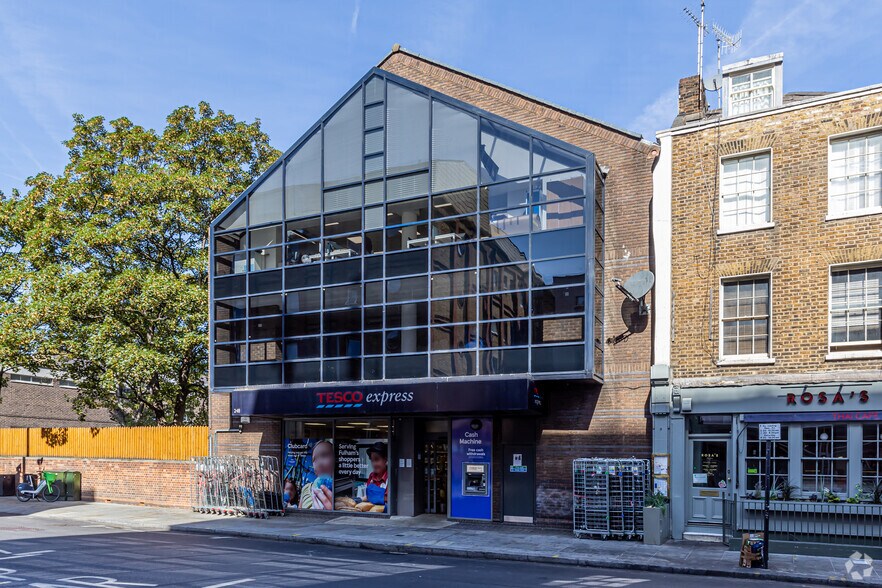 1B Hollywood Rd, London SW10 9HS UK