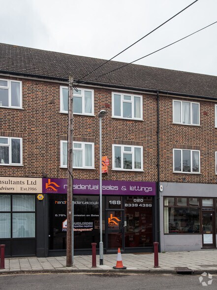 168 Chiltern Dr, Surbiton for sale - Primary Photo - Image 1 of 1