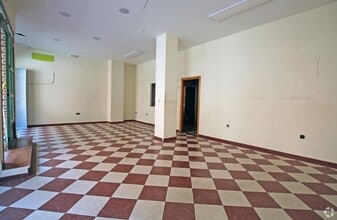 Retail in Guadalajara, Guadalajara to rent Interior Photo- Image 2 of 4