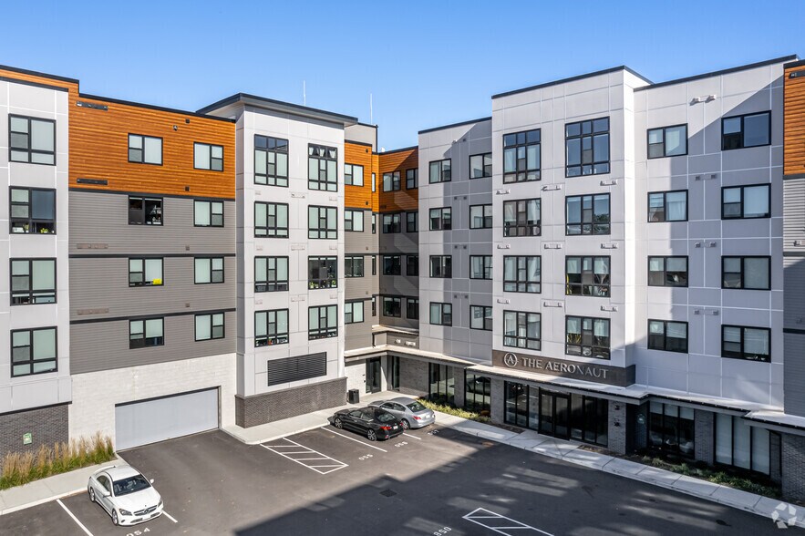 1400 Main St, Weymouth, MA to rent - Building Photo - Image 1 of 7