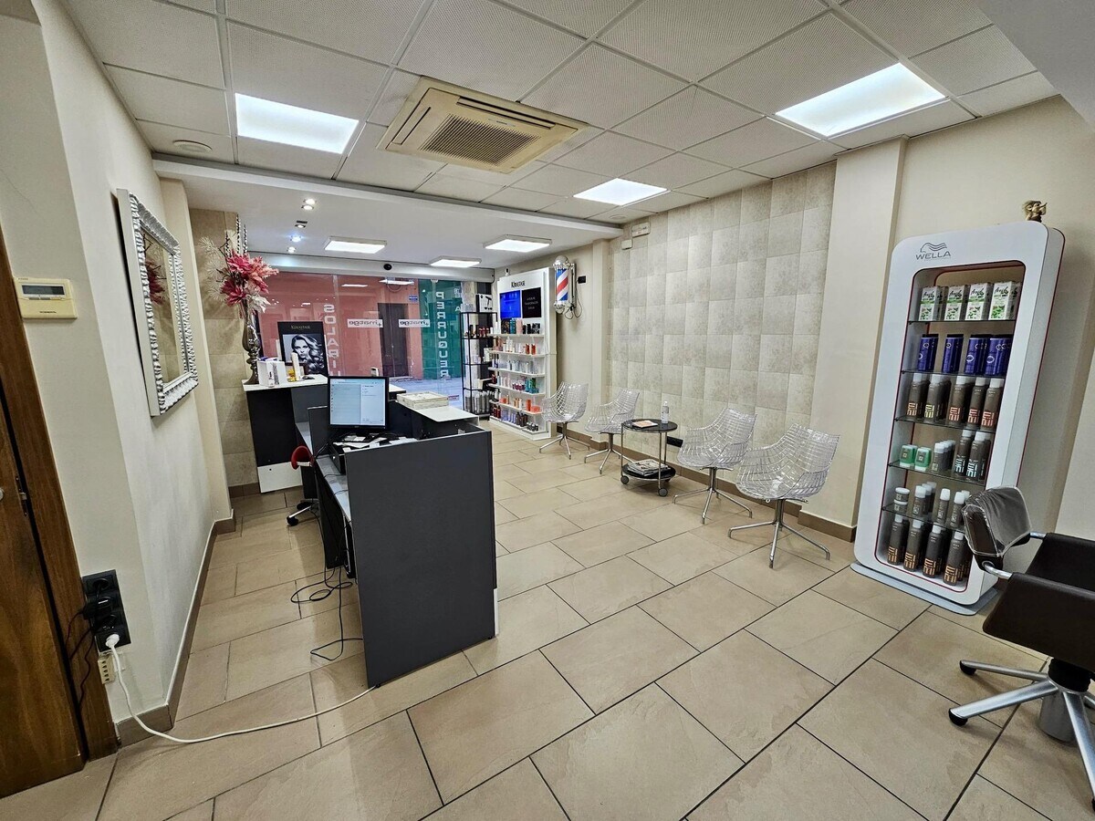 Calella, BAR 08370 - - - Interior Photo - Image 2 of 16