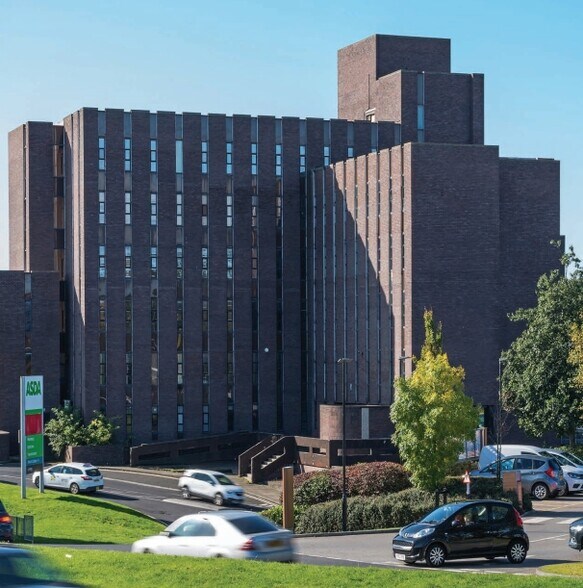 Upper Yoden Way, Peterlee for sale - Primary Photo - Image 1 of 1