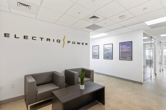 625 N Flagler Dr, West Palm Beach, FL to rent Interior Photo- Image 1 of 15