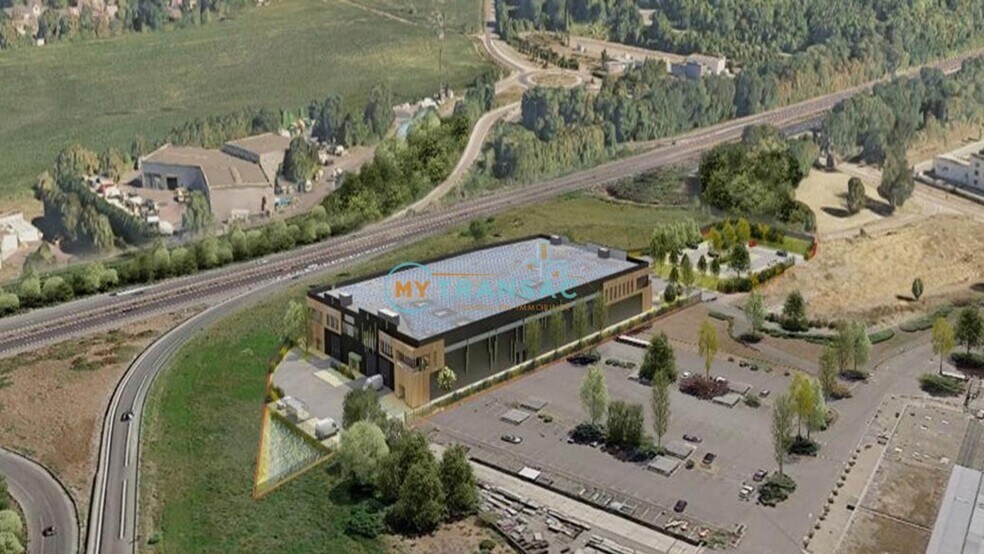 Light Industrial in Villeparisis to rent - Aerial - Image 3 of 5