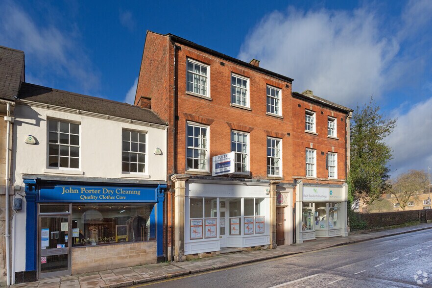 6 Market St, Oakham for sale - Primary Photo - Image 1 of 1