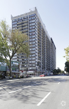 6530-6584 Rue Sherbrooke O, Montréal, QC for rent Primary Photo- Image 1 of 3