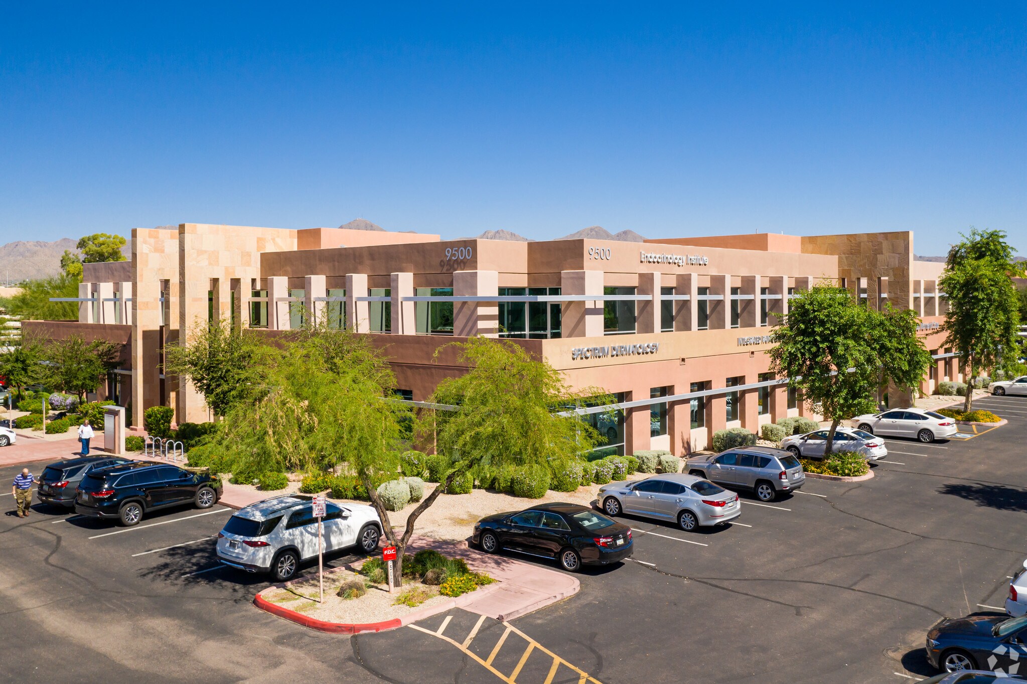 9500 E Ironwood Square Dr, Scottsdale, AZ to rent Building Photo- Image 1 of 11