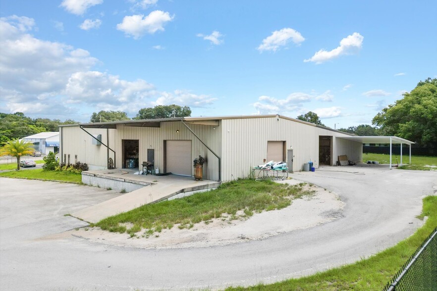 2215 Griffin Rd, Leesburg, FL for rent - Building Photo - Image 2 of 36