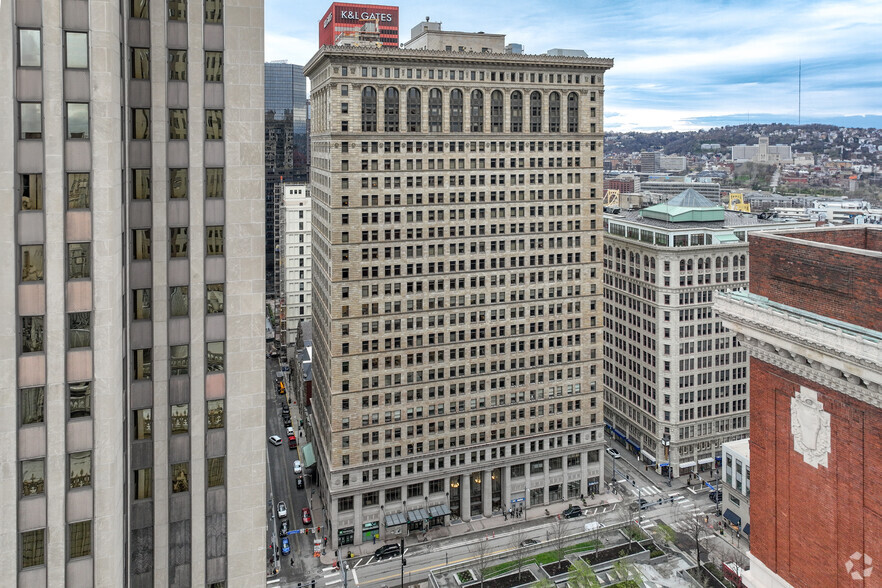 527-537 Smithfield St, Pittsburgh, PA for rent - Building Photo - Image 1 of 6