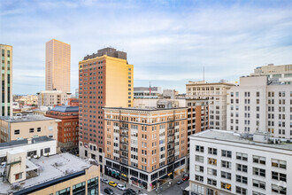 621 SW Alder St, Portland, OR - AERIAL  map view