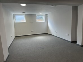 360 Brighton Rd, South Croydon for rent Interior Photo- Image 1 of 4