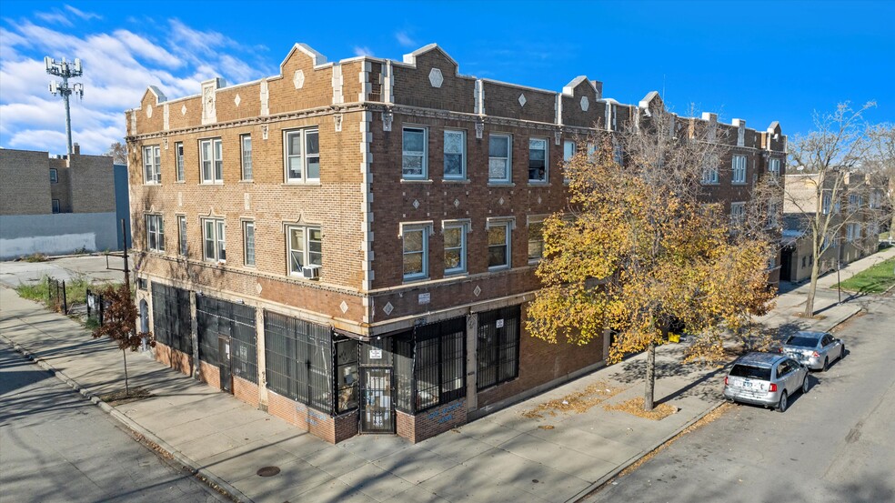 5300 W Division St, Chicago, IL for sale - Building Photo - Image 1 of 9