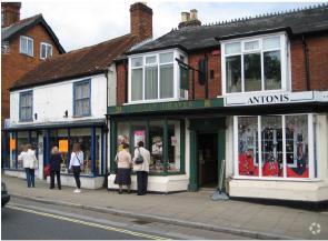 35 High St, Lyndhurst for sale Primary Photo- Image 1 of 1