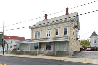 574 Main St, Pawtucket, RI for sale Primary Photo- Image 1 of 1