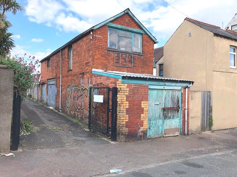 Dogfield St, Cardiff for sale Primary Photo- Image 1 of 1