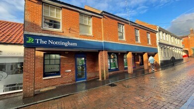 4 Bridge St, Fakenham for rent Building Photo- Image 1 of 2