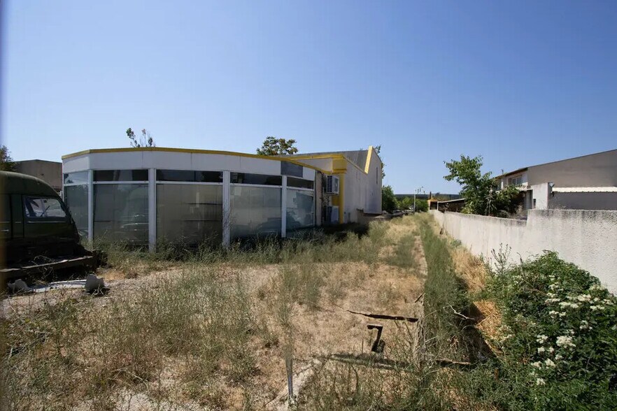 Industrial in Saint-Cannat for sale - Primary Photo - Image 3 of 6