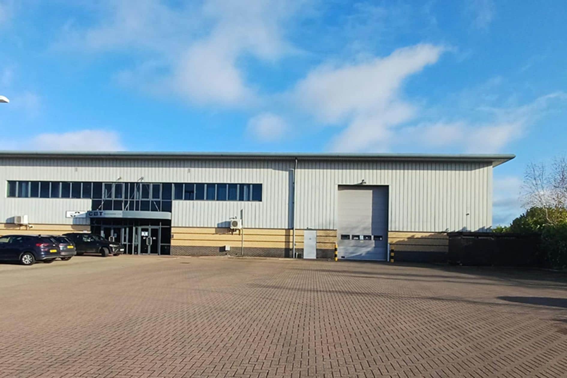 Paycocke Rd, Basildon to rent Building Photo- Image 1 of 5