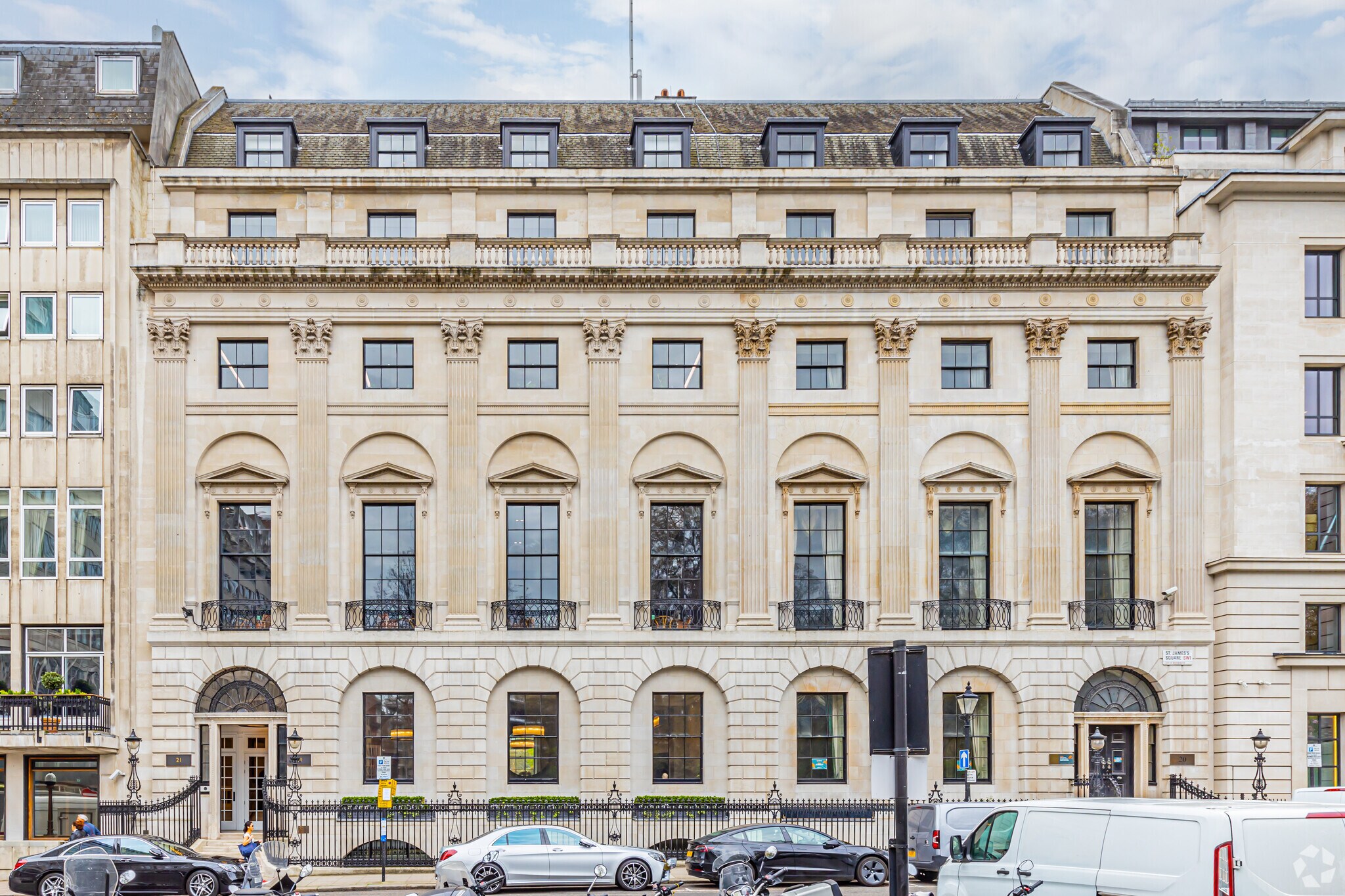 21 St James's Sq, London for sale Primary Photo- Image 1 of 1