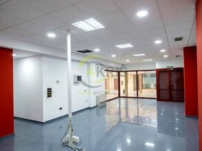 Office / Retail in Toledo, Toledo to rent Interior Photo- Image 2 of 26