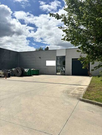 More details for Light Industrial to Rent
