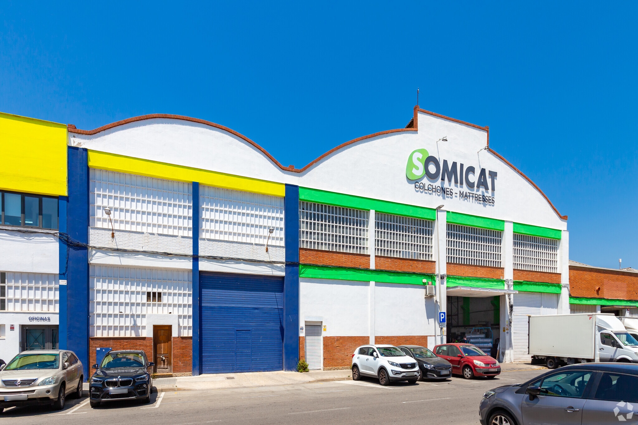 112 Carrer del Crom, L'Hospitalet de Llobregat, Barcelona for sale Primary Photo- Image 1 of 7