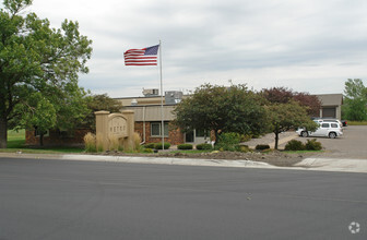 2750 N Niagara Ln, Plymouth, MN for sale Building Photo- Image 1 of 1